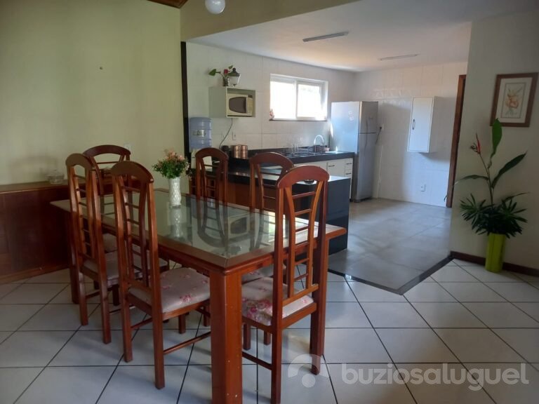 Casa para aluguel por temporada em Porto da barra, Búzios